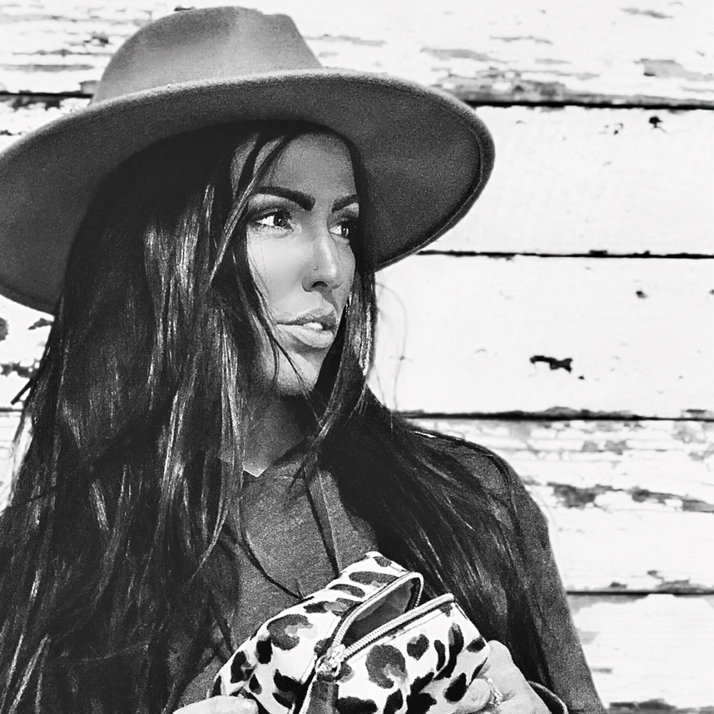 Meet your Posher, Krysti